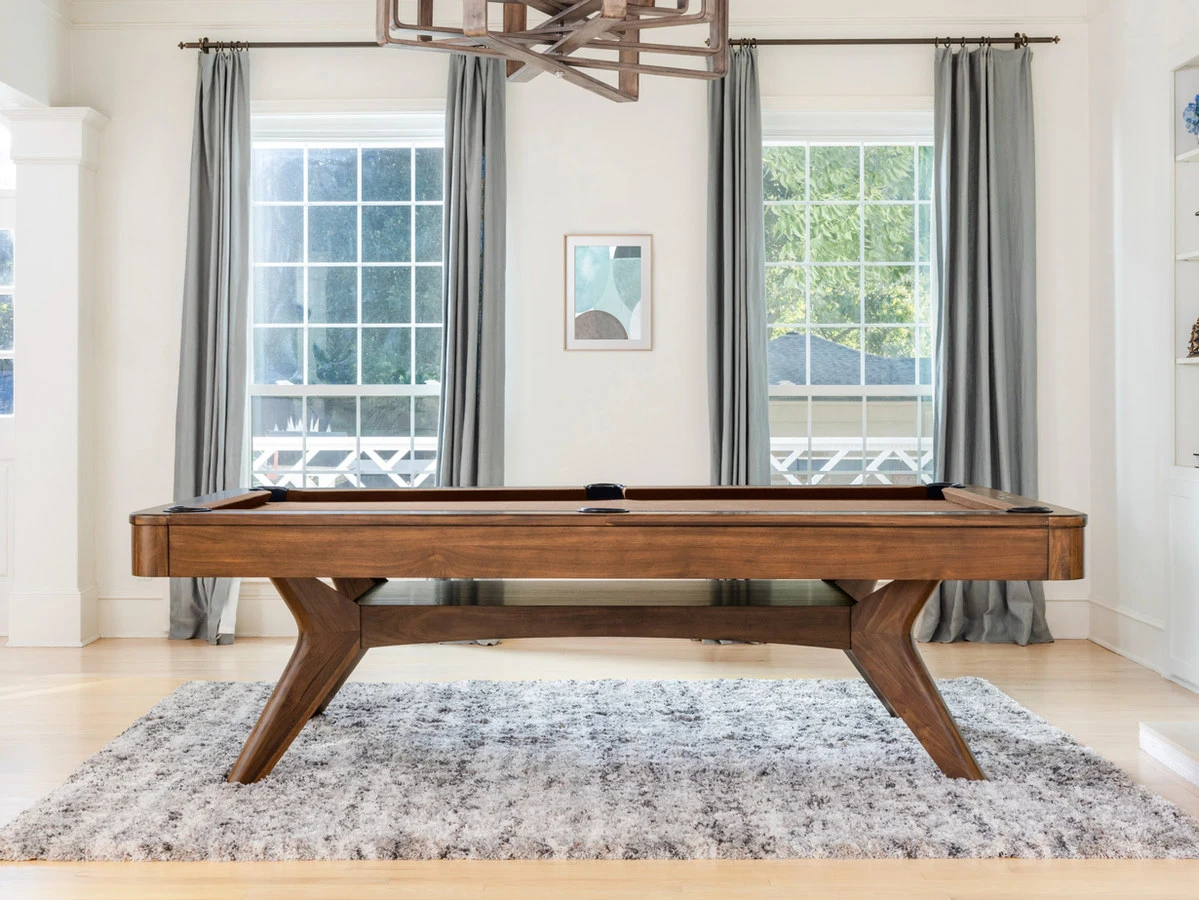 Brevik pool table